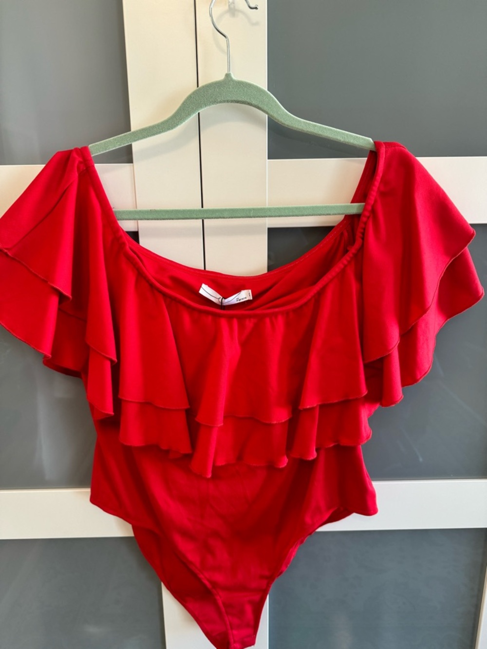Red Ruffle Off-Shoulder Bodysuit by egreis